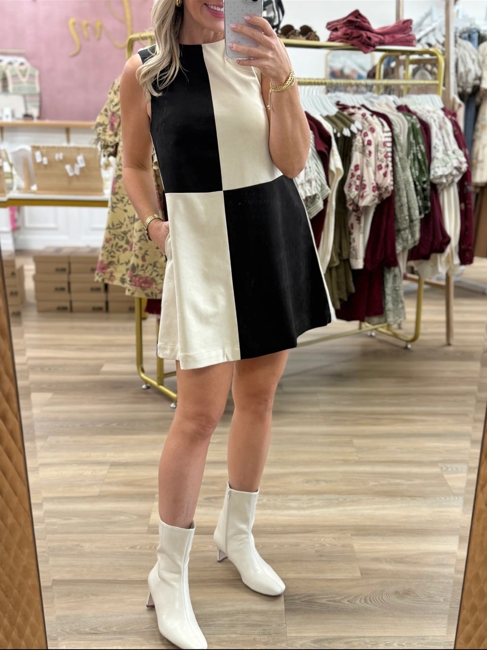 Colorblock Shift Dress - Black & Cream